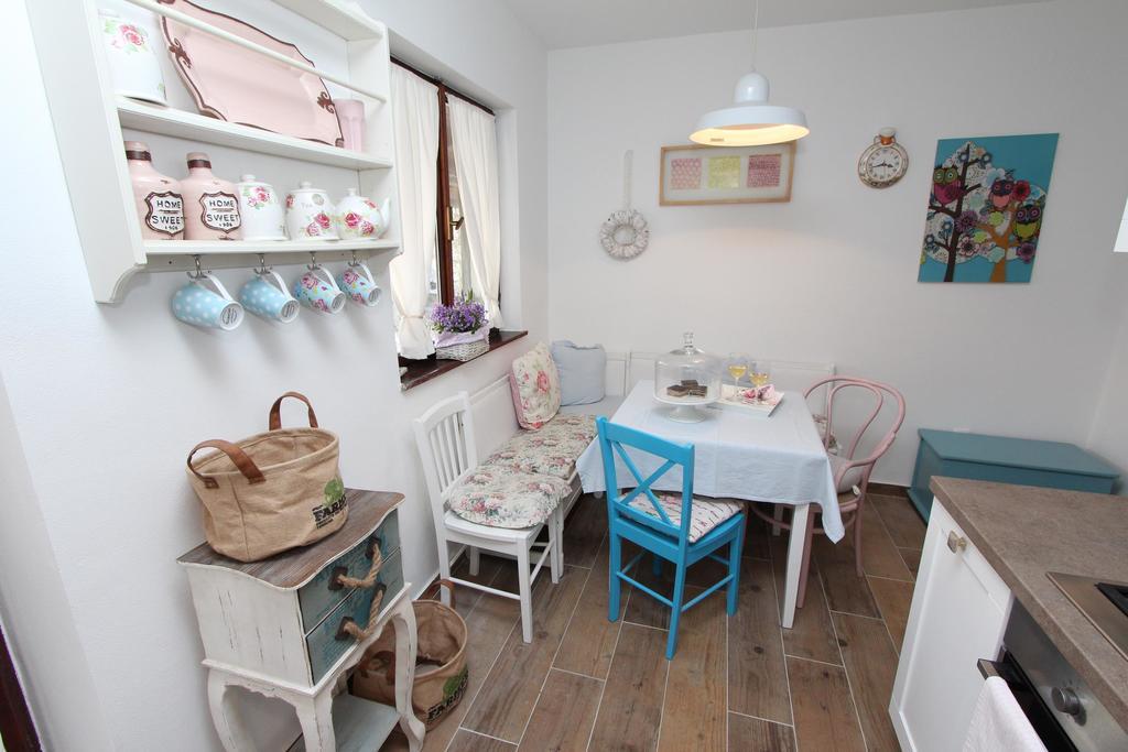 Apartments Apollonio روفينج المظهر الخارجي الصورة