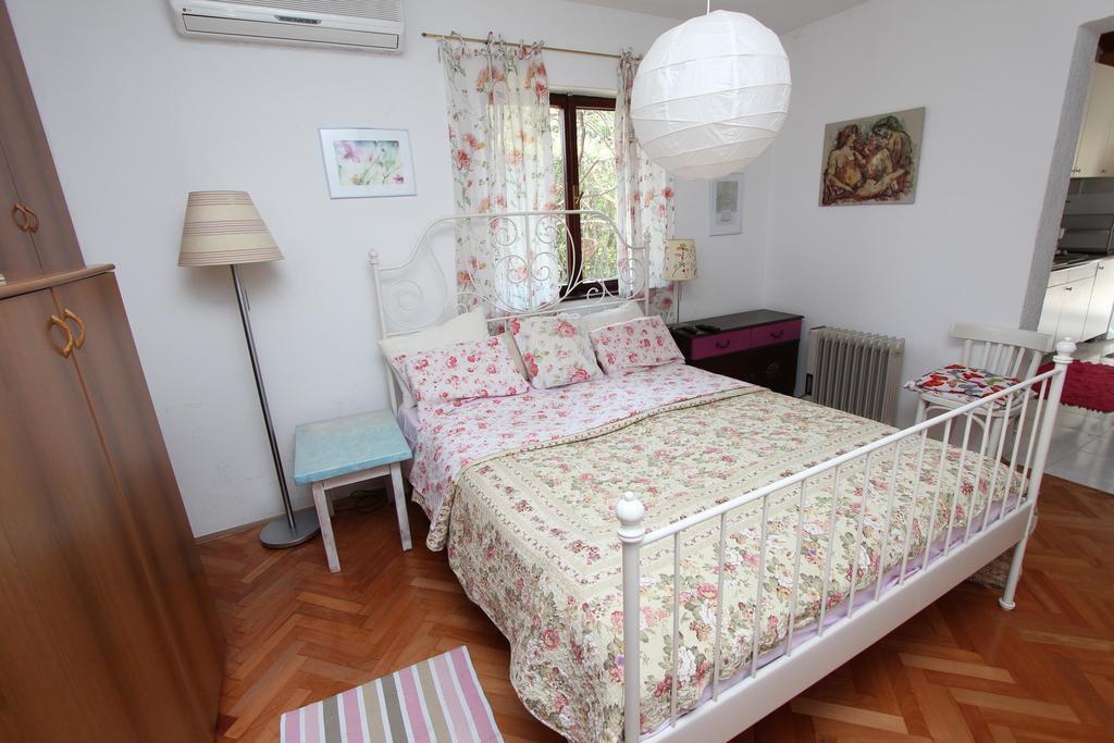 Apartments Apollonio روفينج الغرفة الصورة